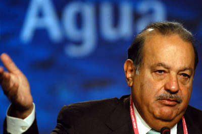 Slim: el agua es un derecho, pero hay que pagarlo Slim: el agua es un derecho, pero hay que pagarlo